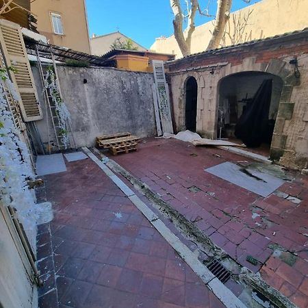 L'Antre Du Dragon Lägenhet Marseille Exteriör bild
